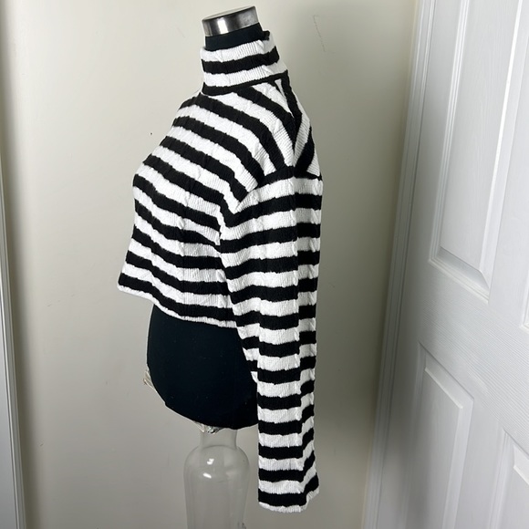 Zara Rugby Stripes Knit Cropped Sweater Size Small - Picture 8 of 9